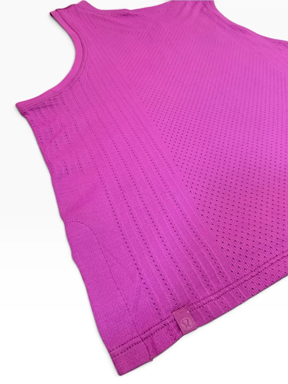 Lululemon Train to Be Tank Top Vivid Plum Est Size 4 Like New
